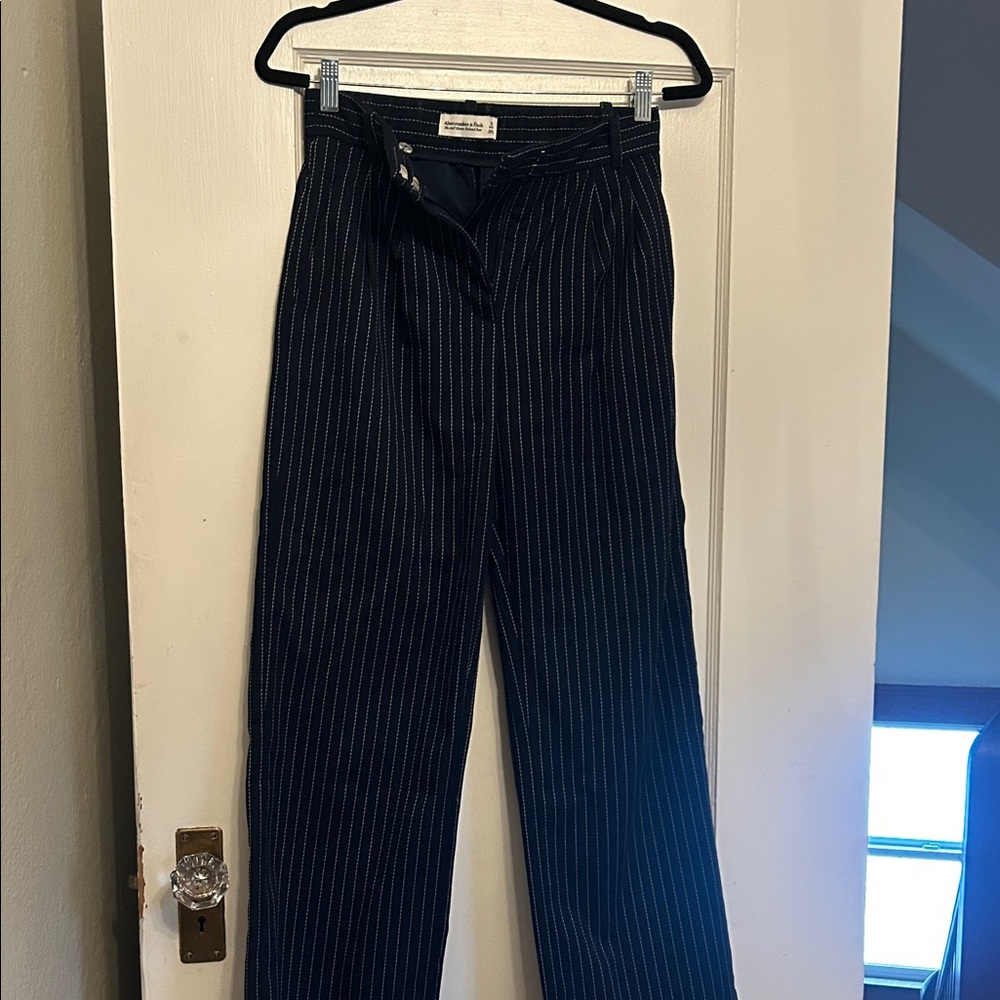 Abercrombie & Fitch Women's Navy Pinstripe Trousers